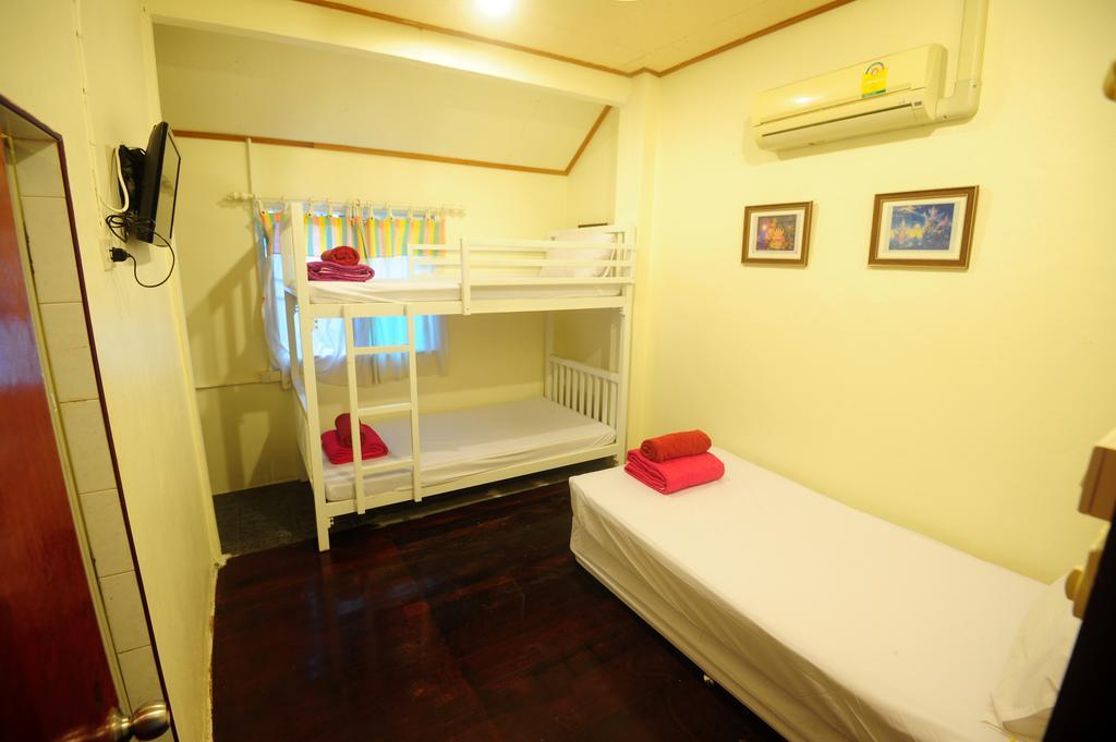 October Hostel Ko Phi Phi Exterior foto